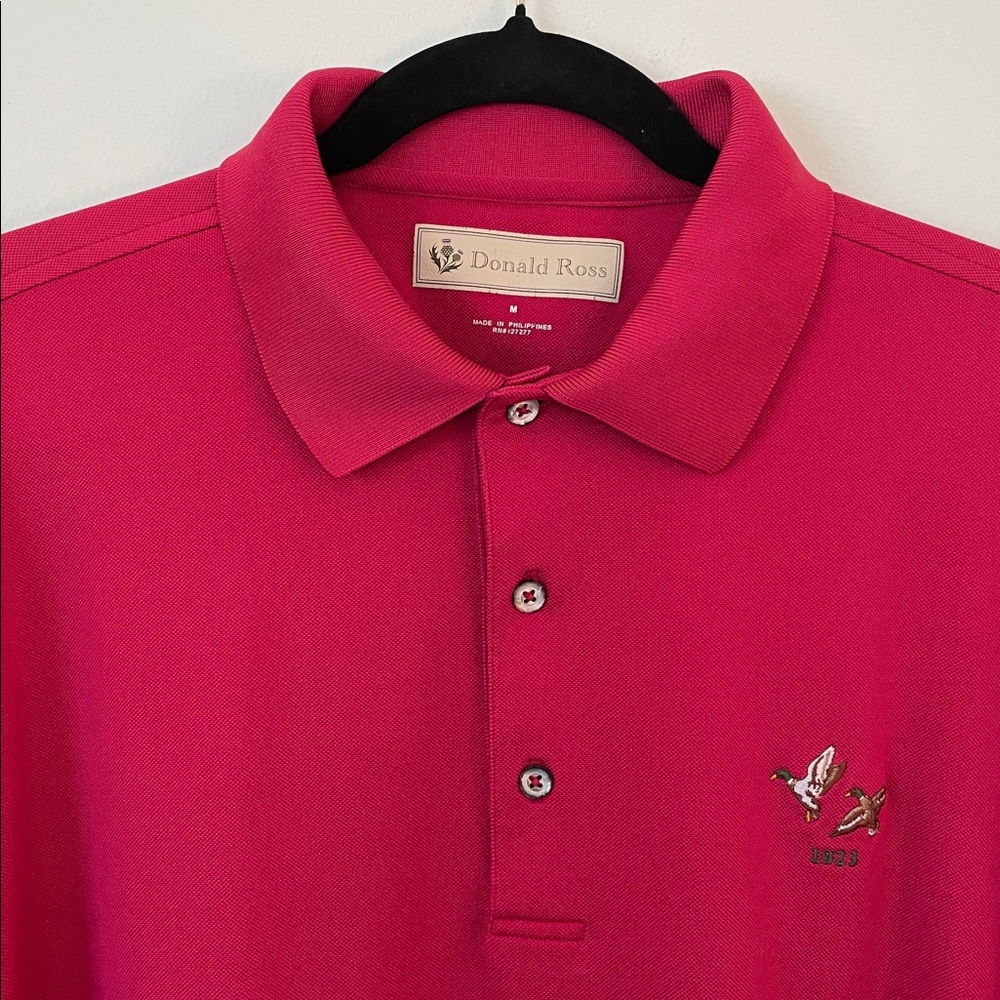 Men’s Donald Ross Cherry Red Polo Golf Shirt Size M